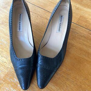 Manolo Blahnik black leather heels